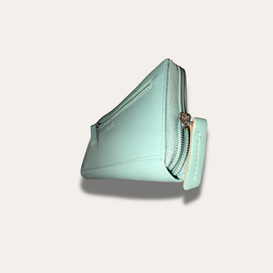 Long Cyan